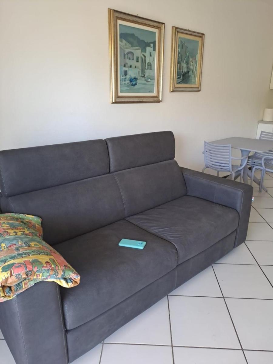 Appartamenti Residence Il Porto 13 E 16 Порт-Аццурро Экстерьер фото